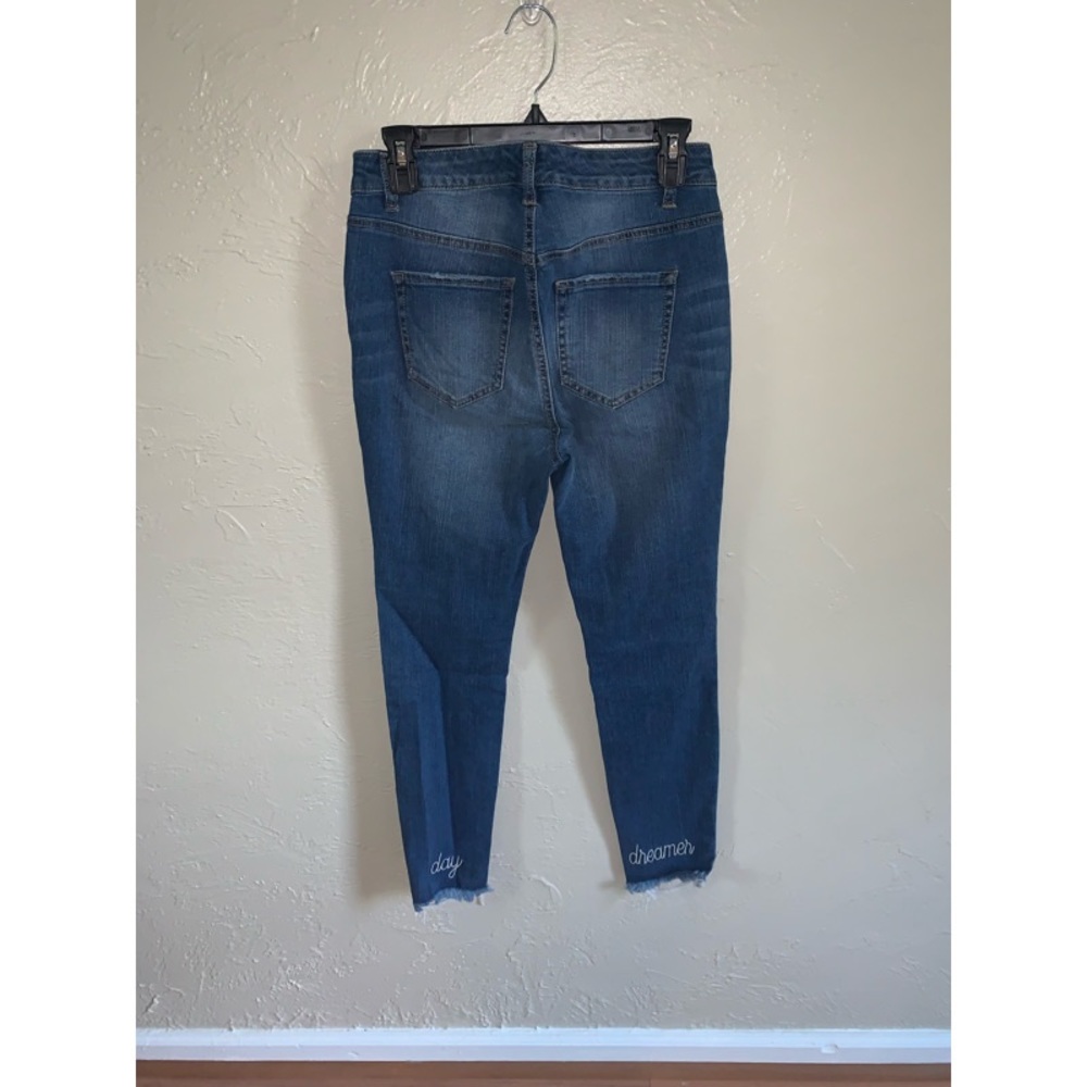 Day dreamer embroidered jeans